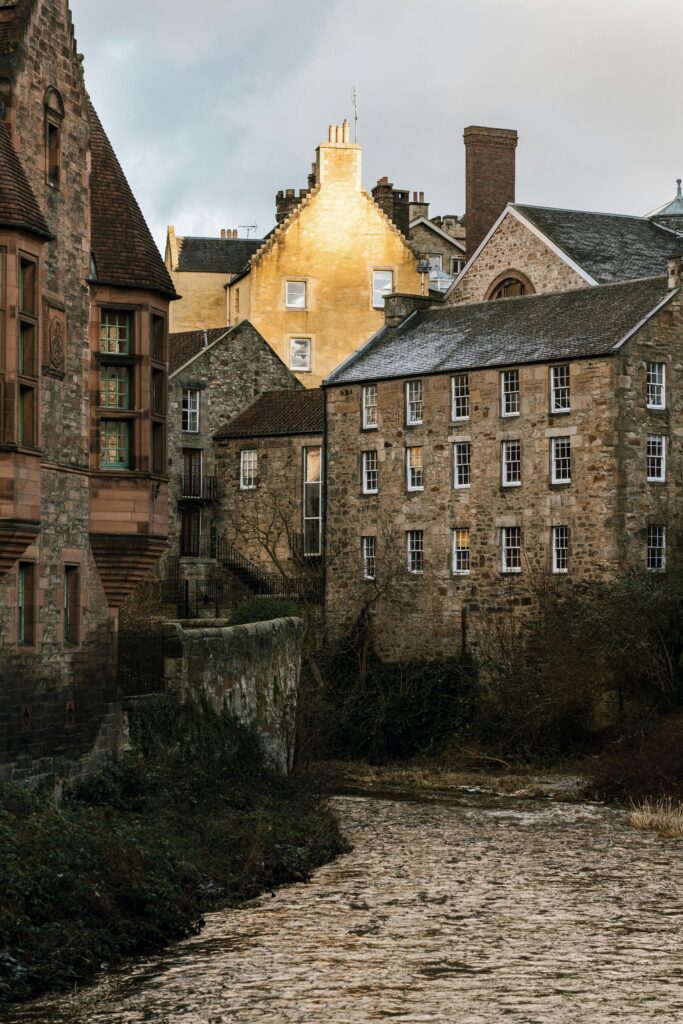 Edinburgh city. Where to elope in Ediburgh.